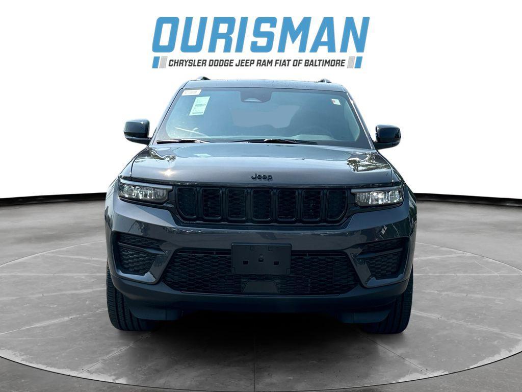 new 2025 Jeep Grand Cherokee car, priced at $43,786