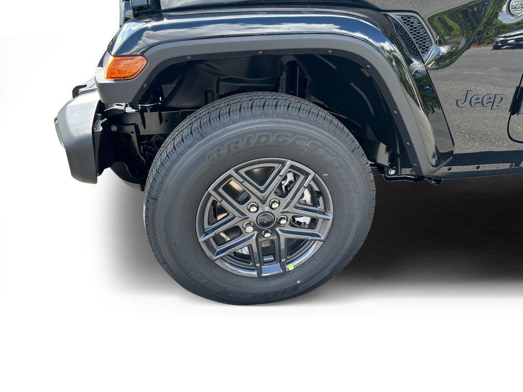 new 2025 Jeep Gladiator car, priced at $42,582