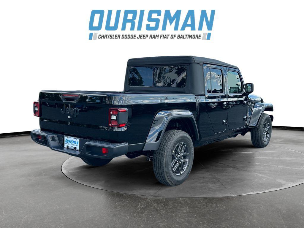 new 2025 Jeep Gladiator car, priced at $42,582