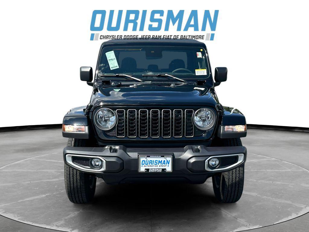 new 2025 Jeep Gladiator car, priced at $42,582
