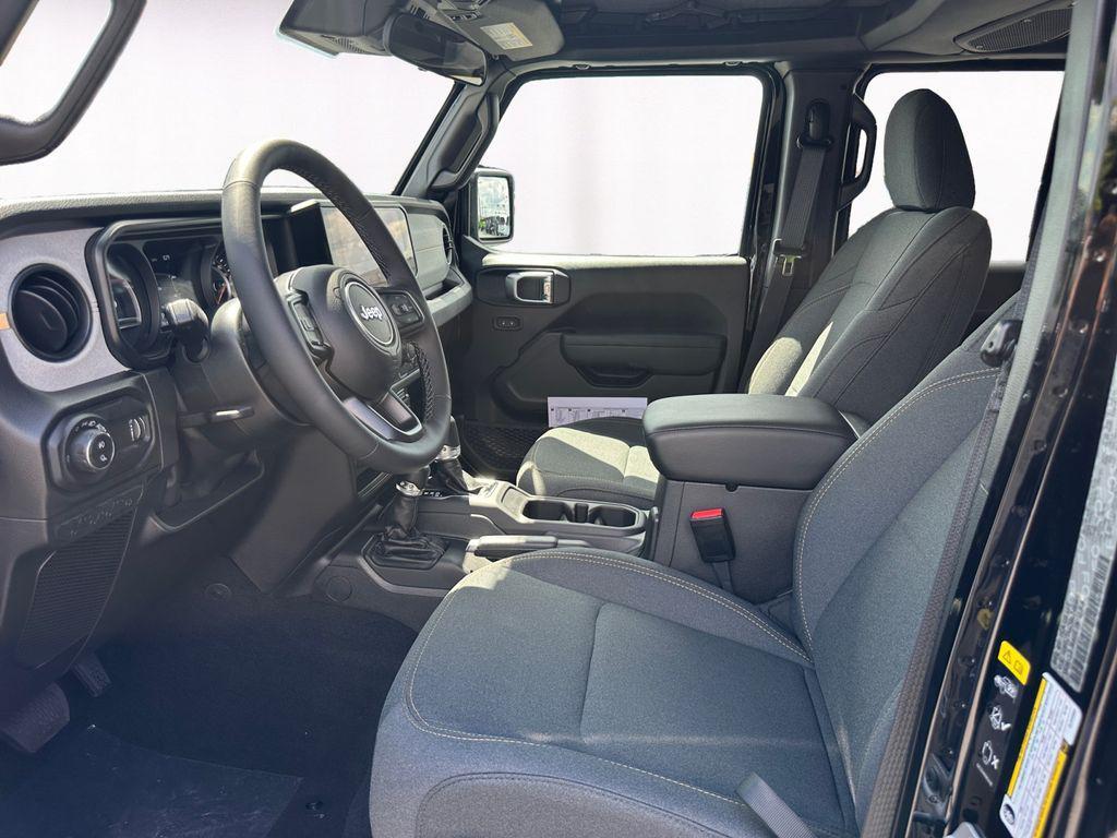 new 2025 Jeep Gladiator car, priced at $42,582
