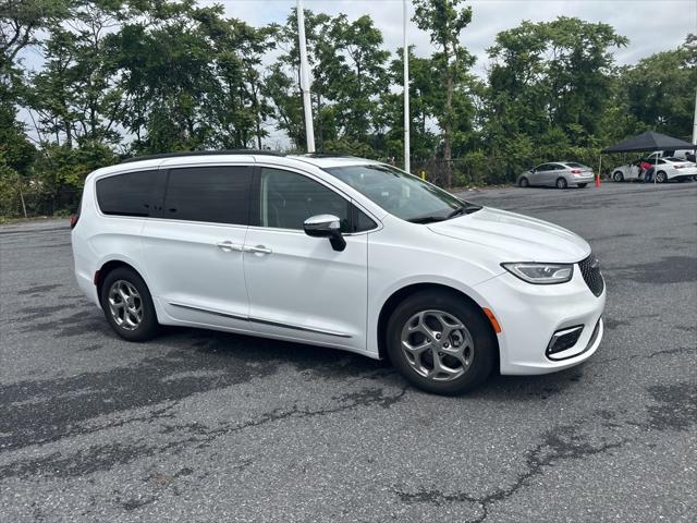 used 2023 Chrysler Pacifica car, priced at $27,500