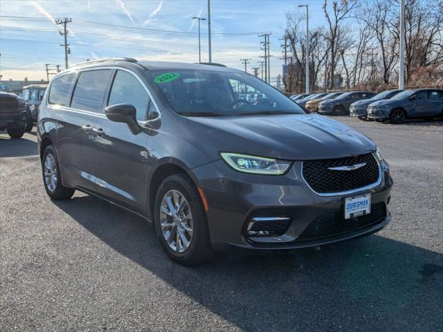 used 2022 Chrysler Pacifica car, priced at $29,200