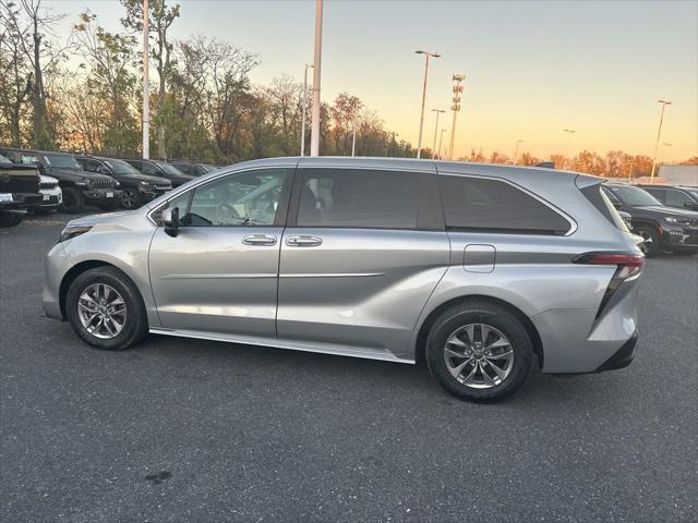 used 2021 Toyota Sienna car, priced at $34,900