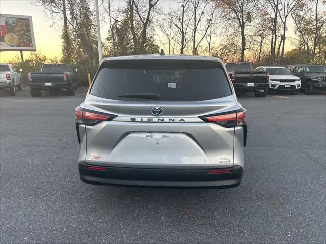 used 2021 Toyota Sienna car, priced at $34,900