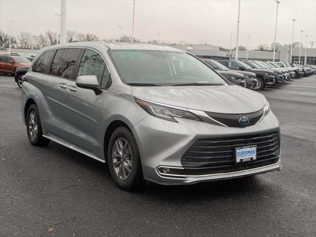 used 2021 Toyota Sienna car, priced at $34,600