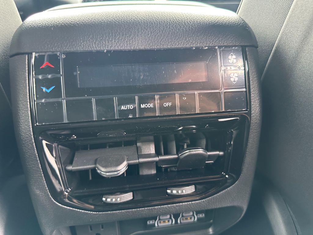new 2025 Jeep Grand Cherokee L car, priced at $42,467