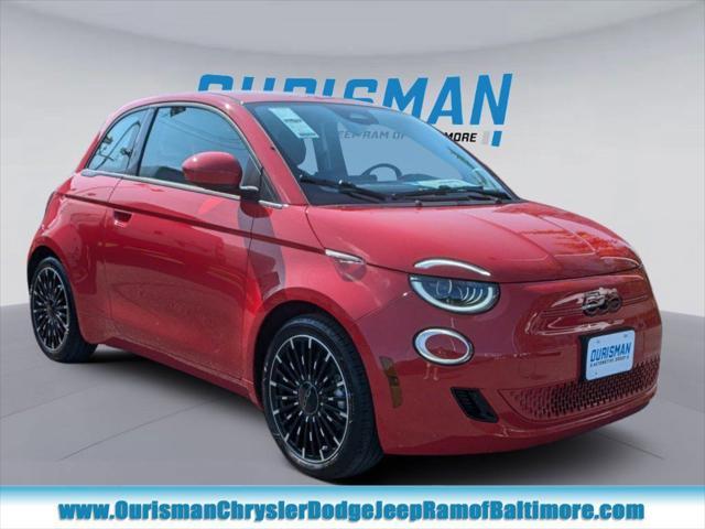 new 2024 FIAT 500e car