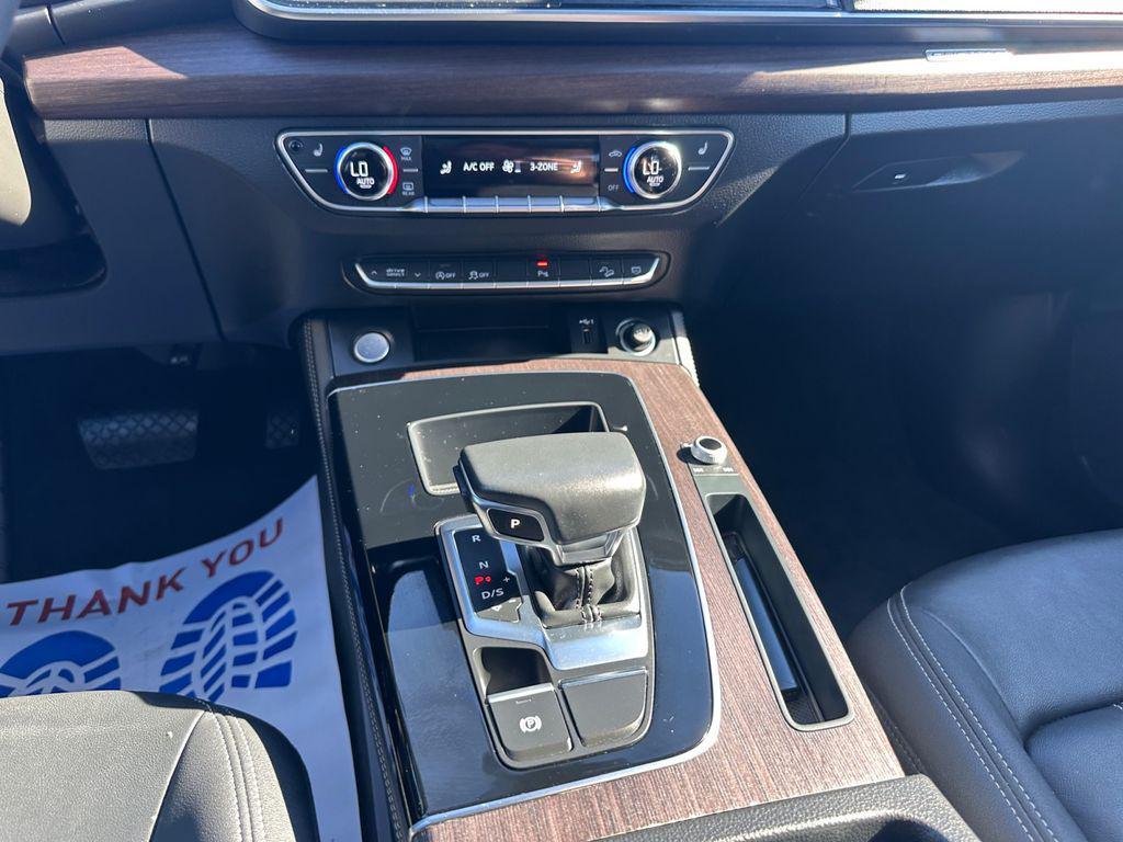 used 2021 Audi Q5 car, priced at $25,700