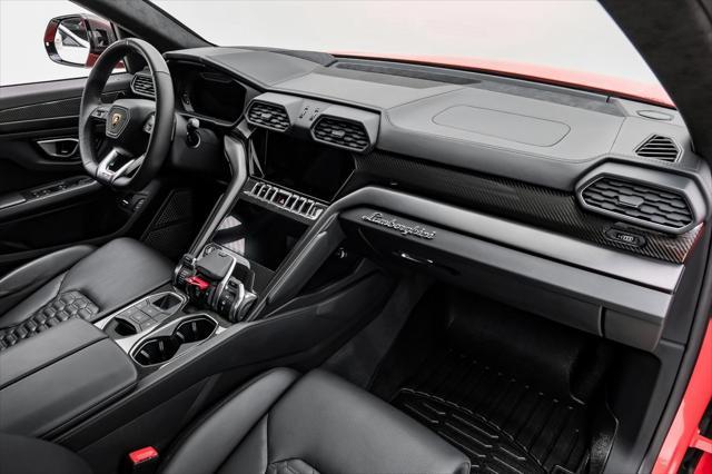 used 2022 Lamborghini Urus car, priced at $231,990