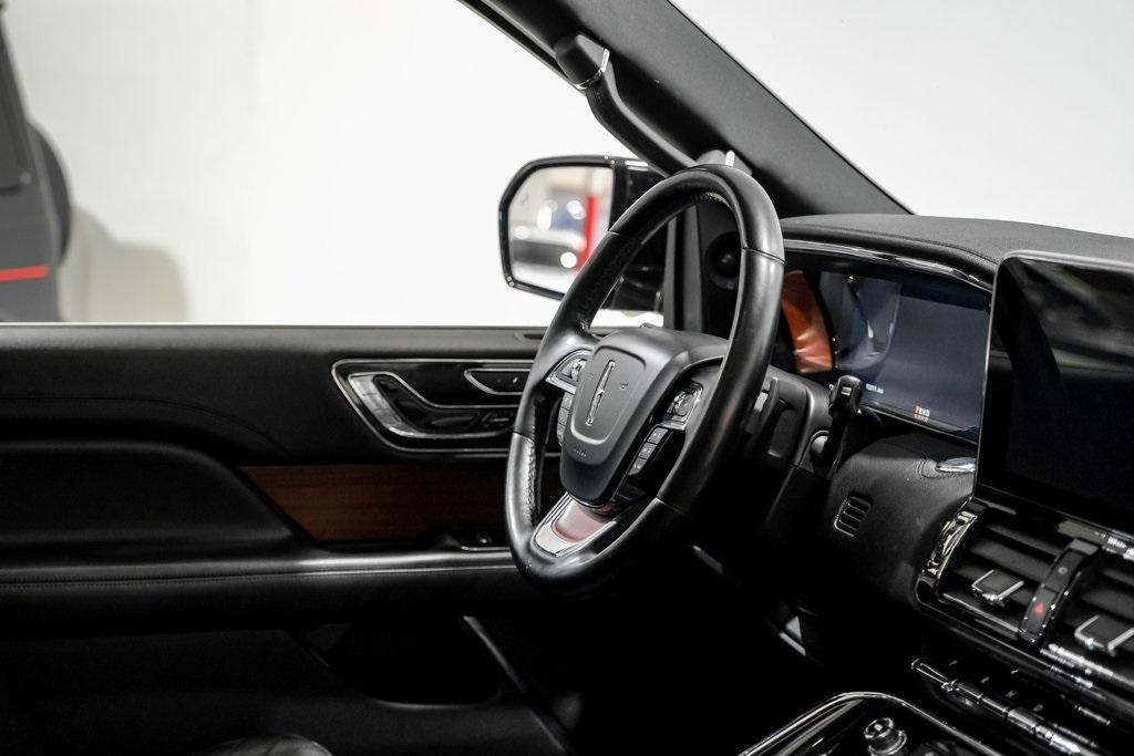 used 2021 Lincoln Navigator car, priced at $34,990