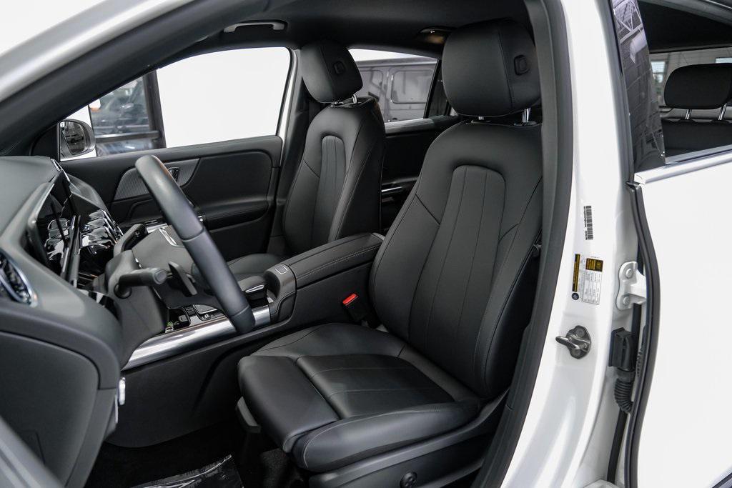 used 2022 Mercedes-Benz GLA 250 car, priced at $29,990