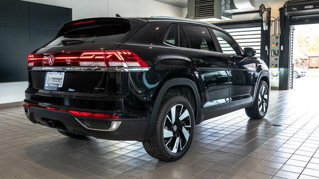 new 2025 Volkswagen Atlas Cross Sport car, priced at $46,816