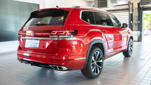 new 2024 Volkswagen Atlas car, priced at $56,451