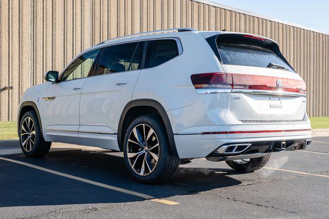 new 2026 Volkswagen Atlas car, priced at $58,286