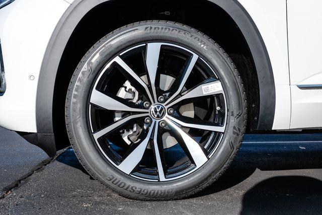 new 2026 Volkswagen Atlas car, priced at $58,286
