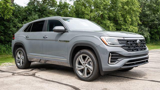 new 2024 Volkswagen Atlas Cross Sport car, priced at $52,116