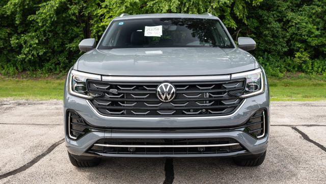 new 2024 Volkswagen Atlas Cross Sport car, priced at $52,116