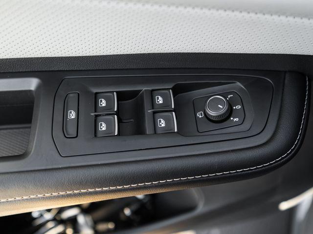 new 2026 Volkswagen Atlas Cross Sport car, priced at $56,643