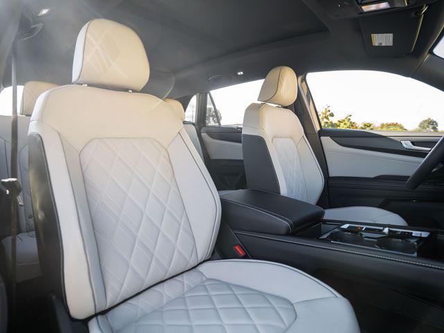 new 2026 Volkswagen Atlas Cross Sport car, priced at $56,643