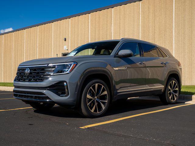 new 2026 Volkswagen Atlas Cross Sport car, priced at $56,643