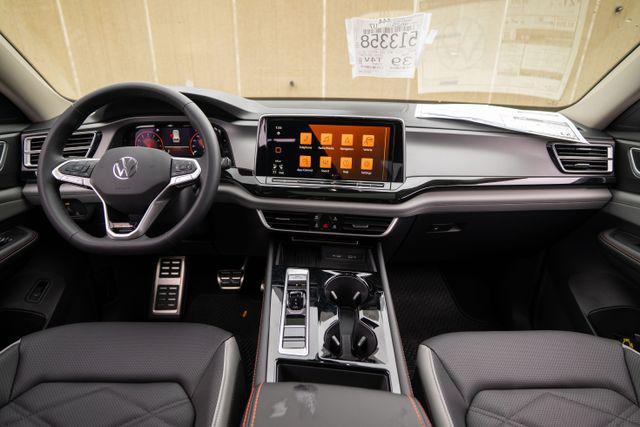 new 2026 Volkswagen Atlas car, priced at $51,716