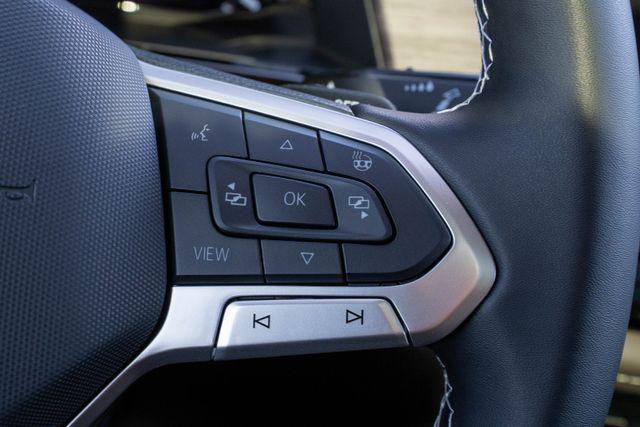 new 2025 Volkswagen Atlas car, priced at $52,201