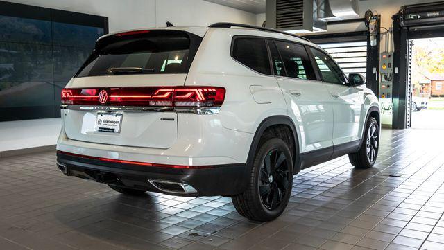 new 2024 Volkswagen Atlas car, priced at $46,720