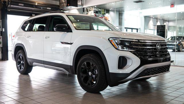 new 2025 Volkswagen Atlas car, priced at $49,076