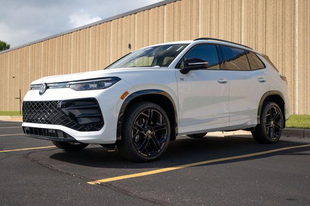 new 2025 Volkswagen Tiguan car, priced at $40,591