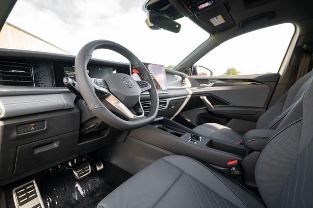 new 2025 Volkswagen Tiguan car, priced at $40,591