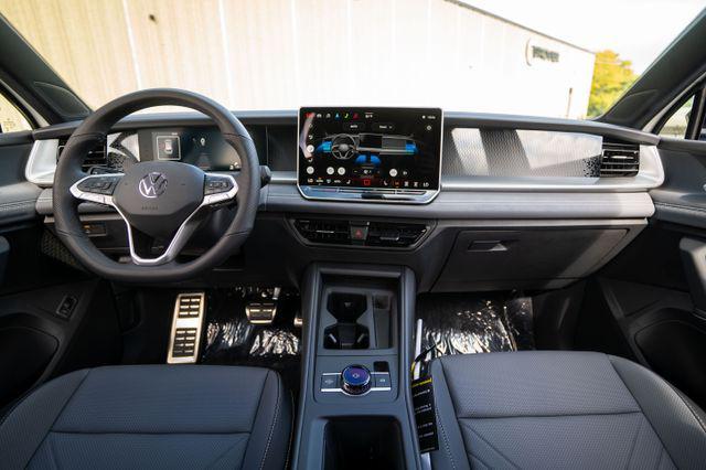 new 2025 Volkswagen Tiguan car, priced at $40,591