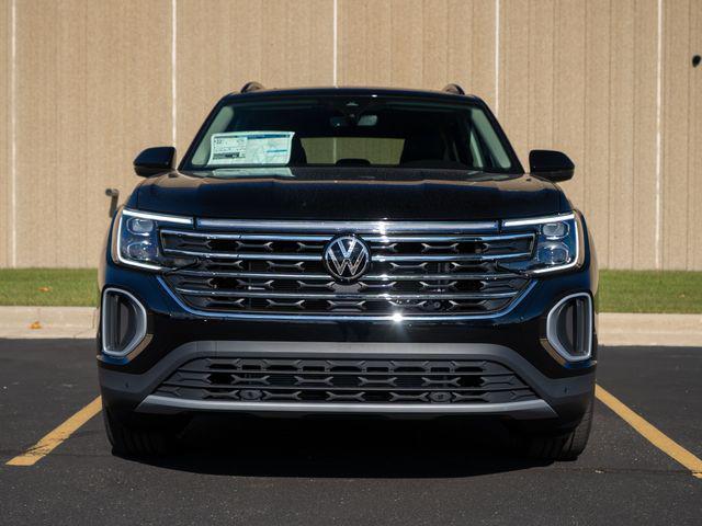 new 2026 Volkswagen Atlas car, priced at $49,336