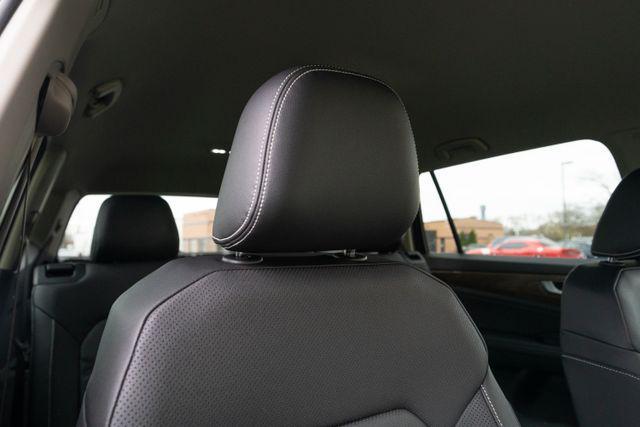 new 2025 Volkswagen Atlas car, priced at $42,535