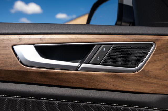 new 2026 Volkswagen Atlas car, priced at $49,881