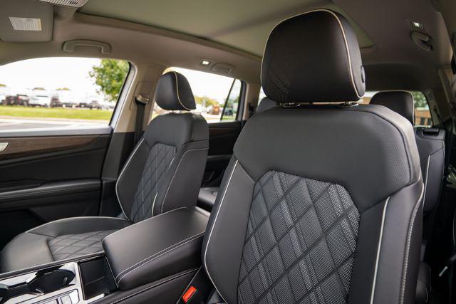 new 2026 Volkswagen Atlas car, priced at $57,831