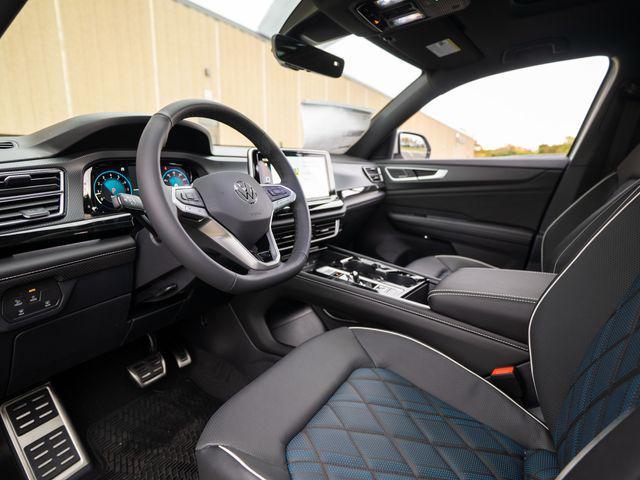 new 2026 Volkswagen Atlas Cross Sport car, priced at $56,886