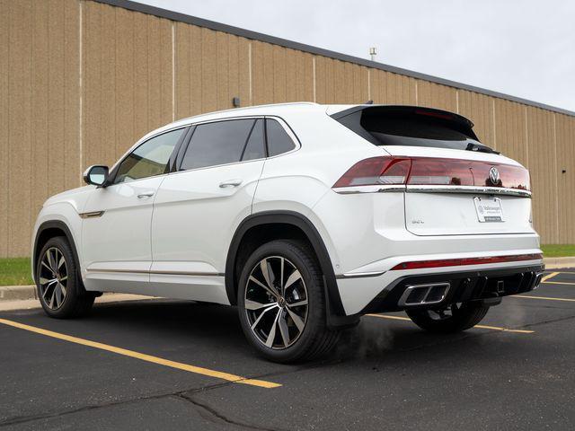 new 2026 Volkswagen Atlas Cross Sport car, priced at $56,886