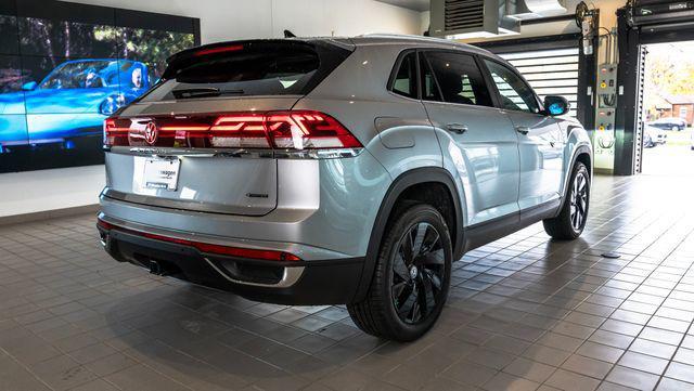 new 2025 Volkswagen Atlas Cross Sport car, priced at $47,411