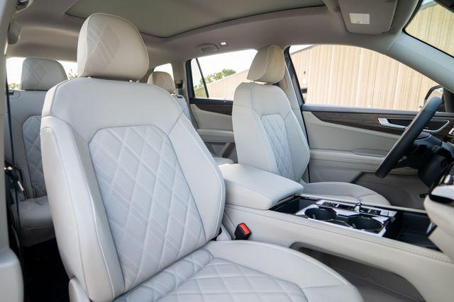 new 2026 Volkswagen Atlas car, priced at $57,591