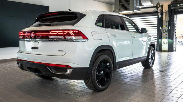 new 2025 Volkswagen Atlas Cross Sport car, priced at $47,411