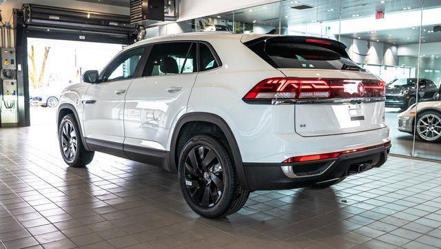 new 2025 Volkswagen Atlas Cross Sport car, priced at $47,411