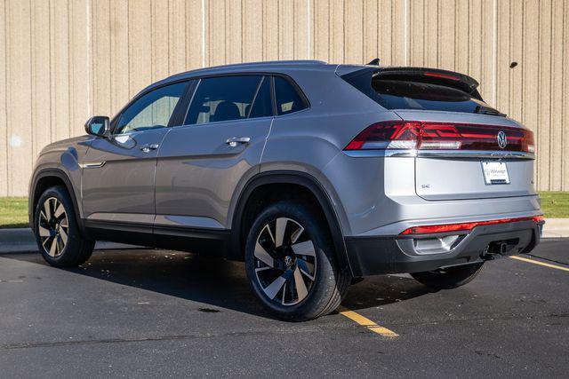 new 2026 Volkswagen Atlas Cross Sport car, priced at $48,394