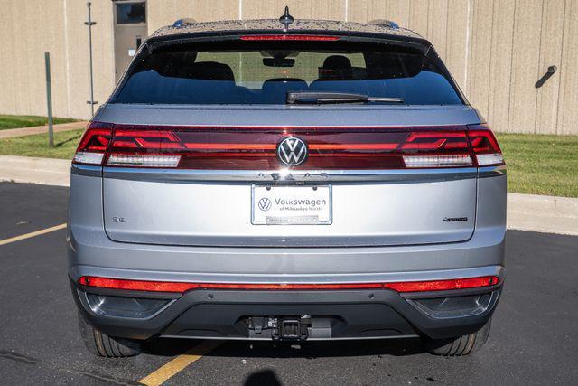 new 2026 Volkswagen Atlas Cross Sport car, priced at $48,394