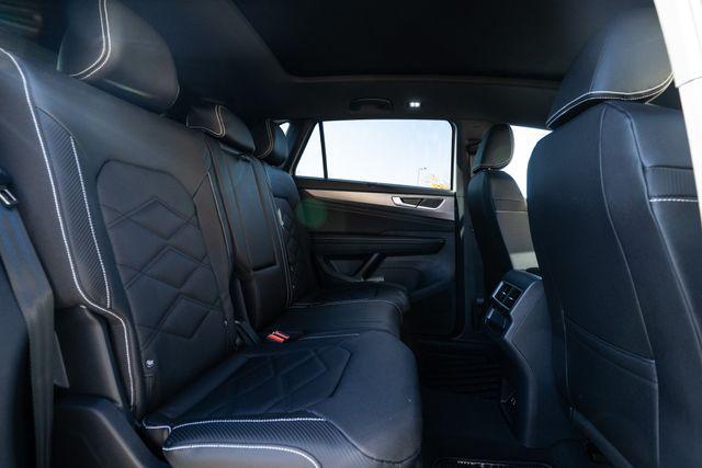 new 2026 Volkswagen Atlas Cross Sport car, priced at $48,394