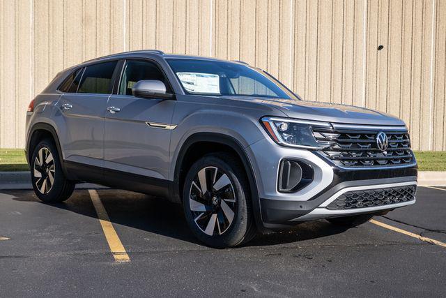 new 2026 Volkswagen Atlas Cross Sport car, priced at $48,394