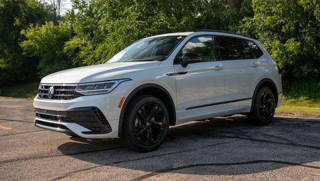 new 2024 Volkswagen Tiguan car, priced at $38,948