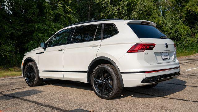 new 2024 Volkswagen Tiguan car, priced at $38,948