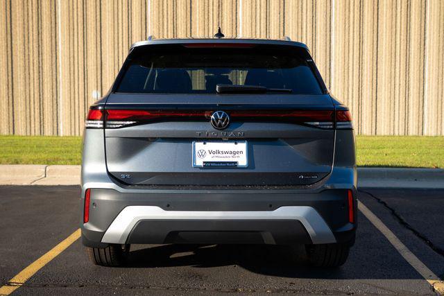 new 2025 Volkswagen Tiguan car, priced at $38,176