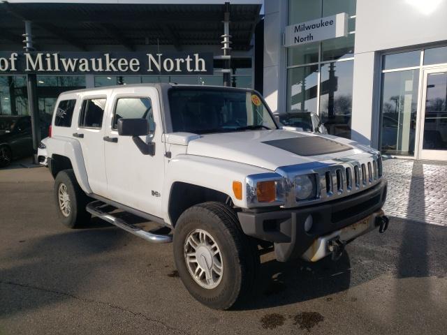 used 2009 Hummer H3 car, priced at $8,592